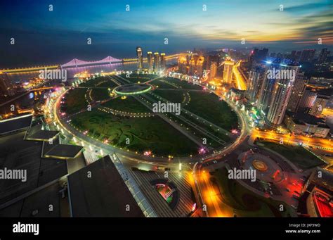 dalian city square